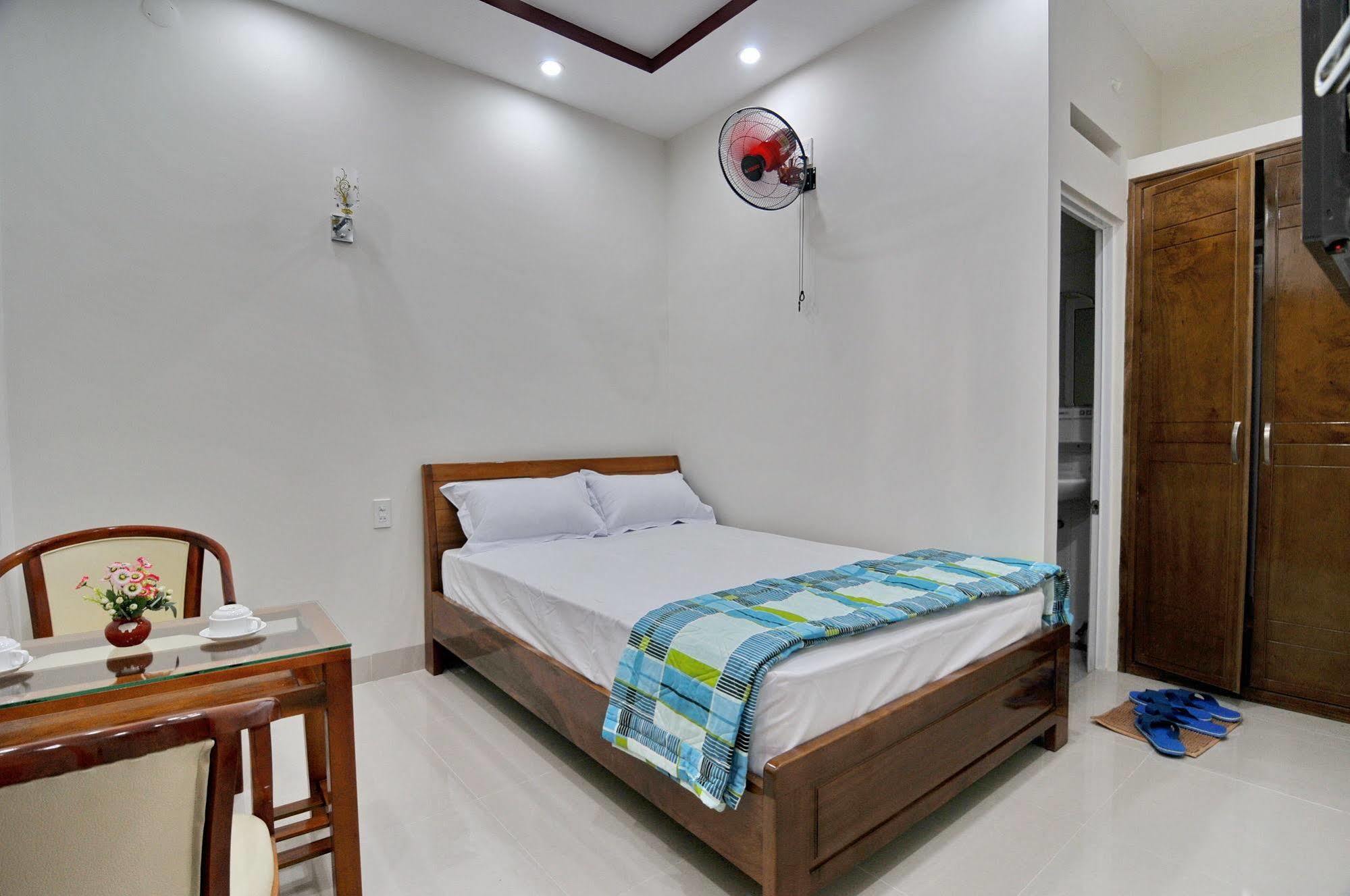 Duy Phuoc Hotel Nha Trang Bagian luar foto